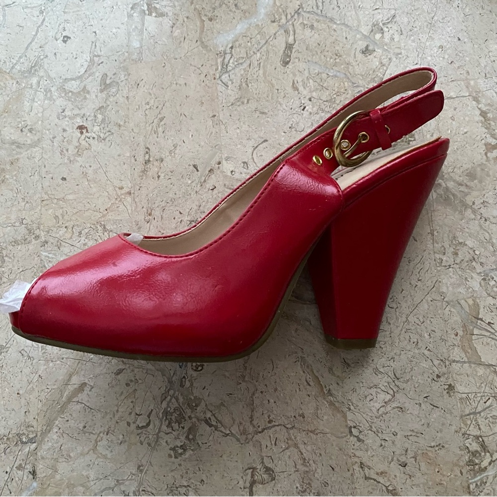Red Faux Leather Elegant Open Toe High Heel Platform Sandal Size 6.5 M Chadwicks